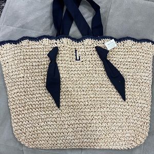 Raffia monogrammed “L” Tote with blue scalloped edge & blue cloth ribbon handles